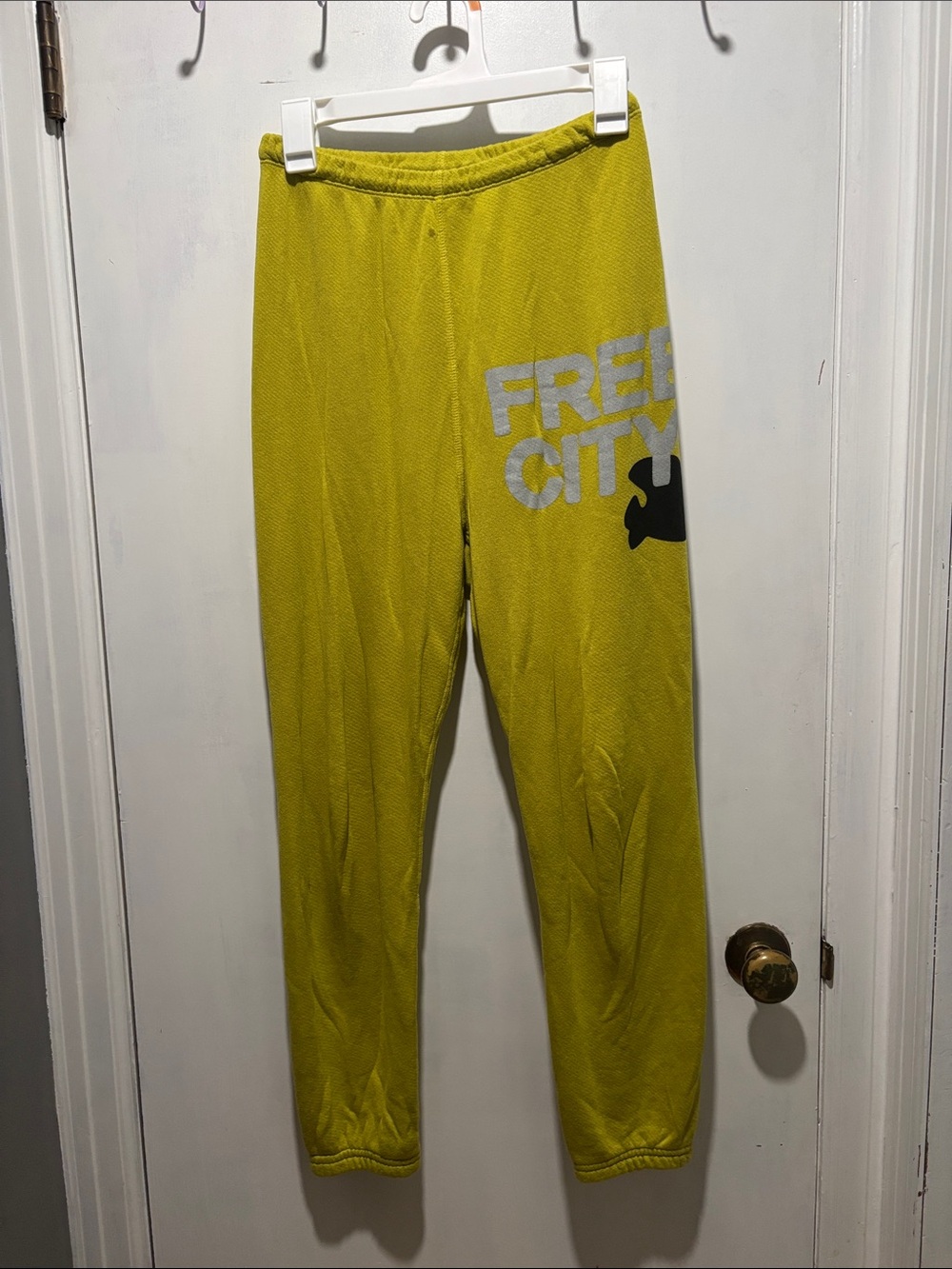 FREECITY logo sweatpants lime